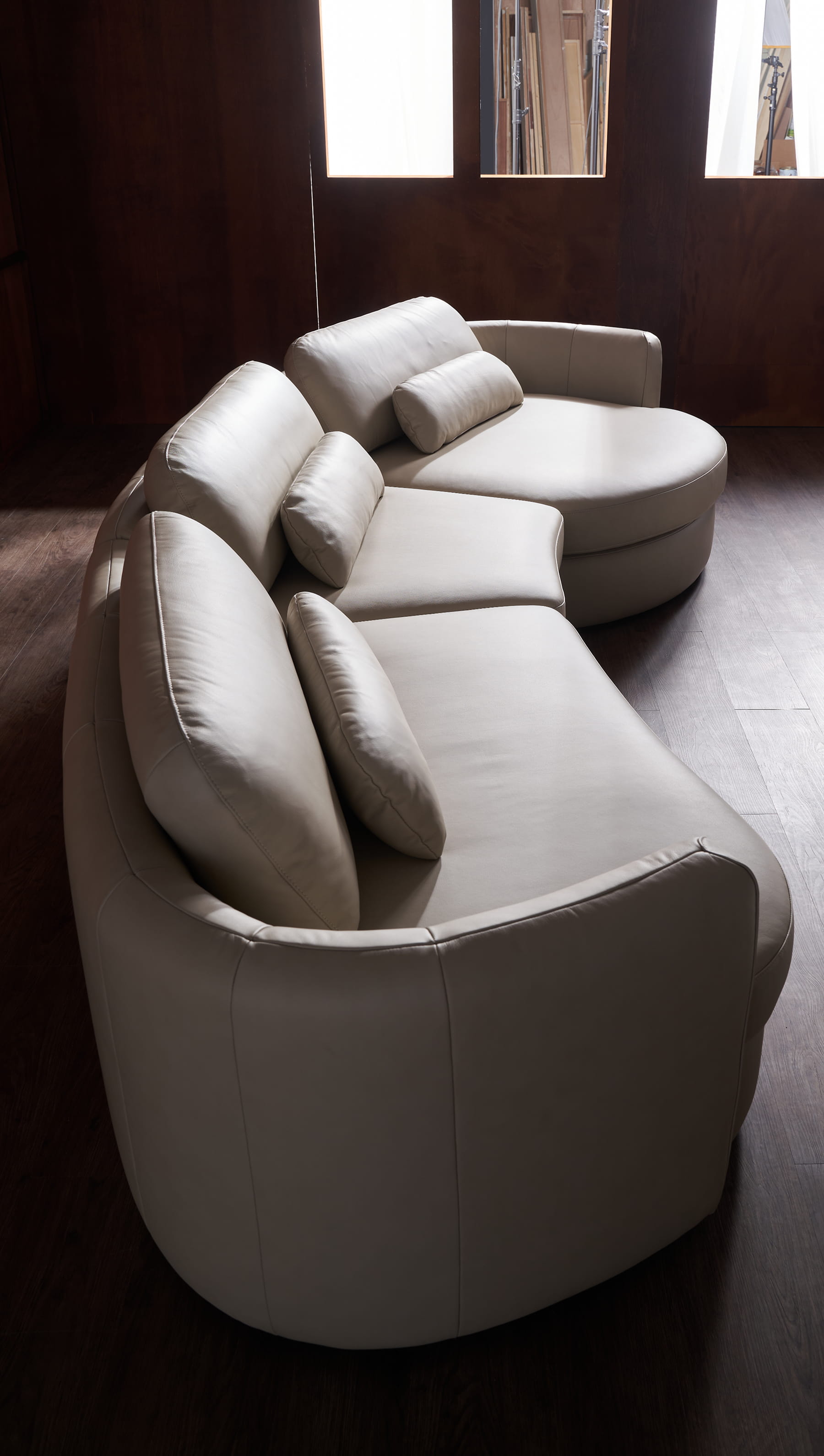 Podium 소파 측면