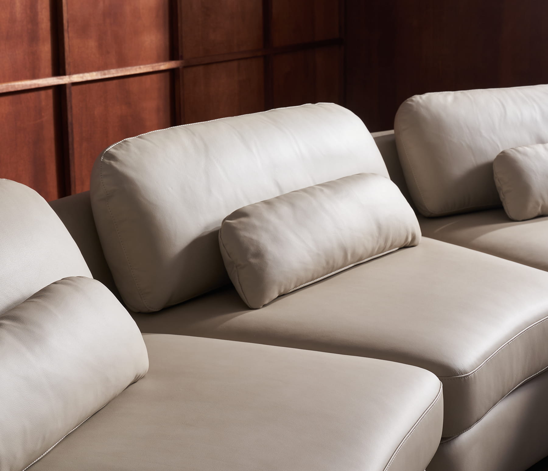 Podium 소파 메인