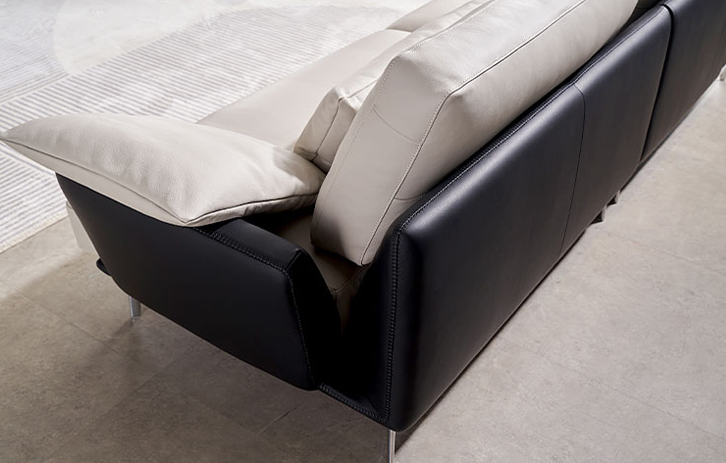 trie_r 소파 디테일